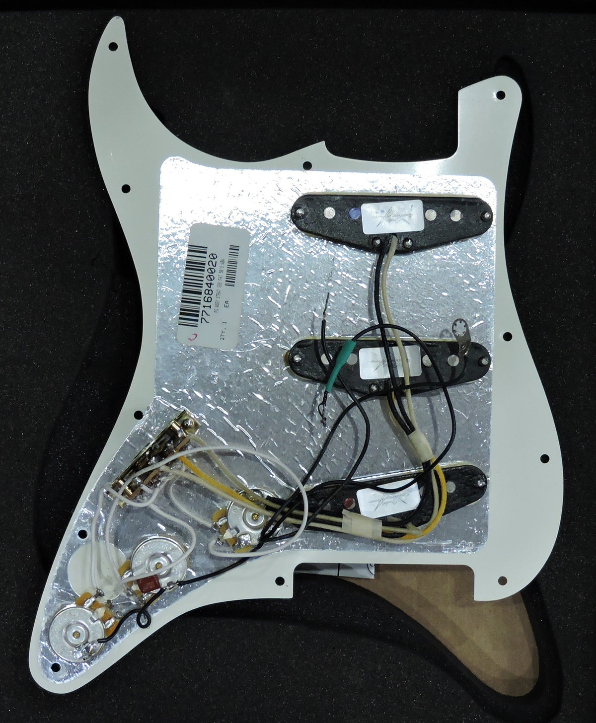 Fender Fat 50s Loaded Stratocaster Pickguard - Used