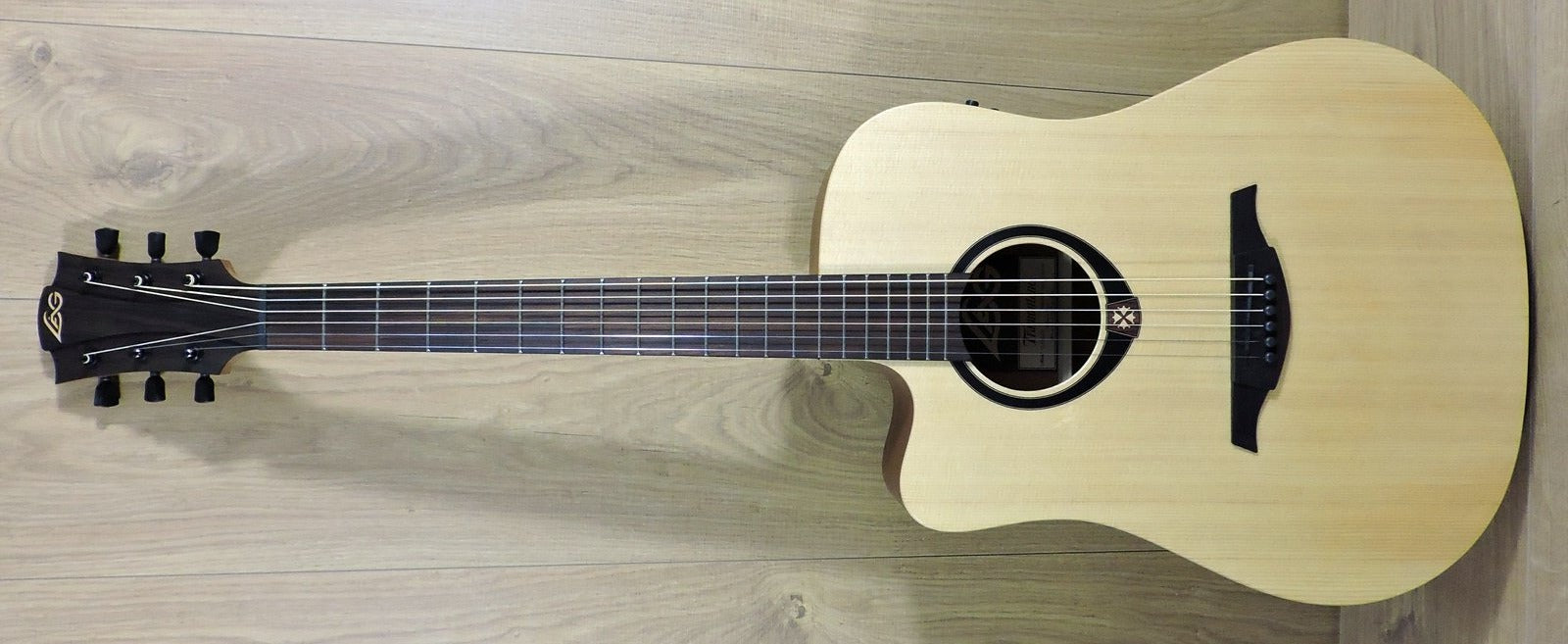 Lag TRAMONTANE 70 TL70DCE Left Handed Electro Acoustic Guitar