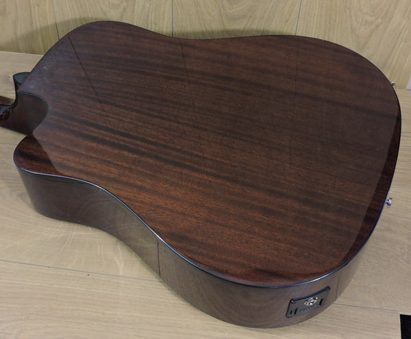 Fender CD-140SCE All-Mahogany including hard case