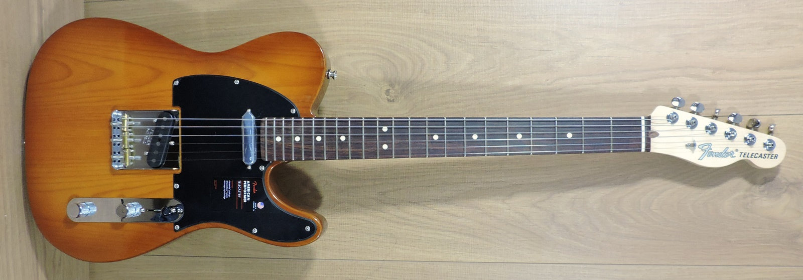 Fender American Performer Telecaster. Honey Burst. Rosewood Neck