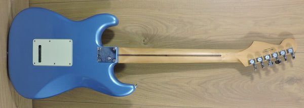 Fender Player Plus Stratocaster. Opal Spark