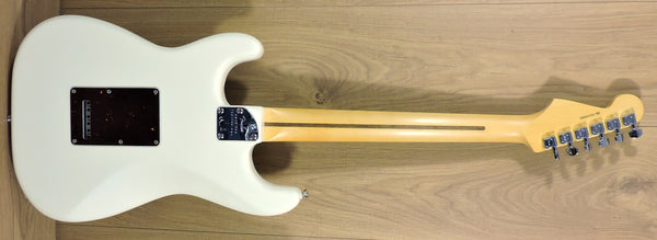 Fender American Professional II Stratocaster Olympic White Maple neck