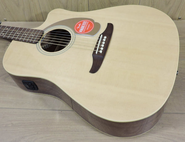 Fender Redondo Player. Natural