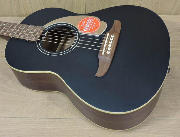 Fender Sonoran Mini. Black. Bag Included.