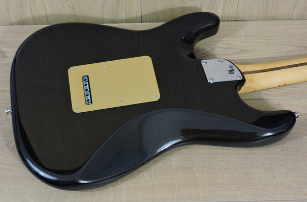 Fender American Ultra Stratocaster® HSS. Texas Tea MN- Tiny lacquer split