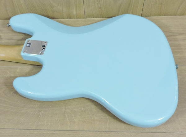 Fender Vintera 60's Jazz Bass Daphne Blue