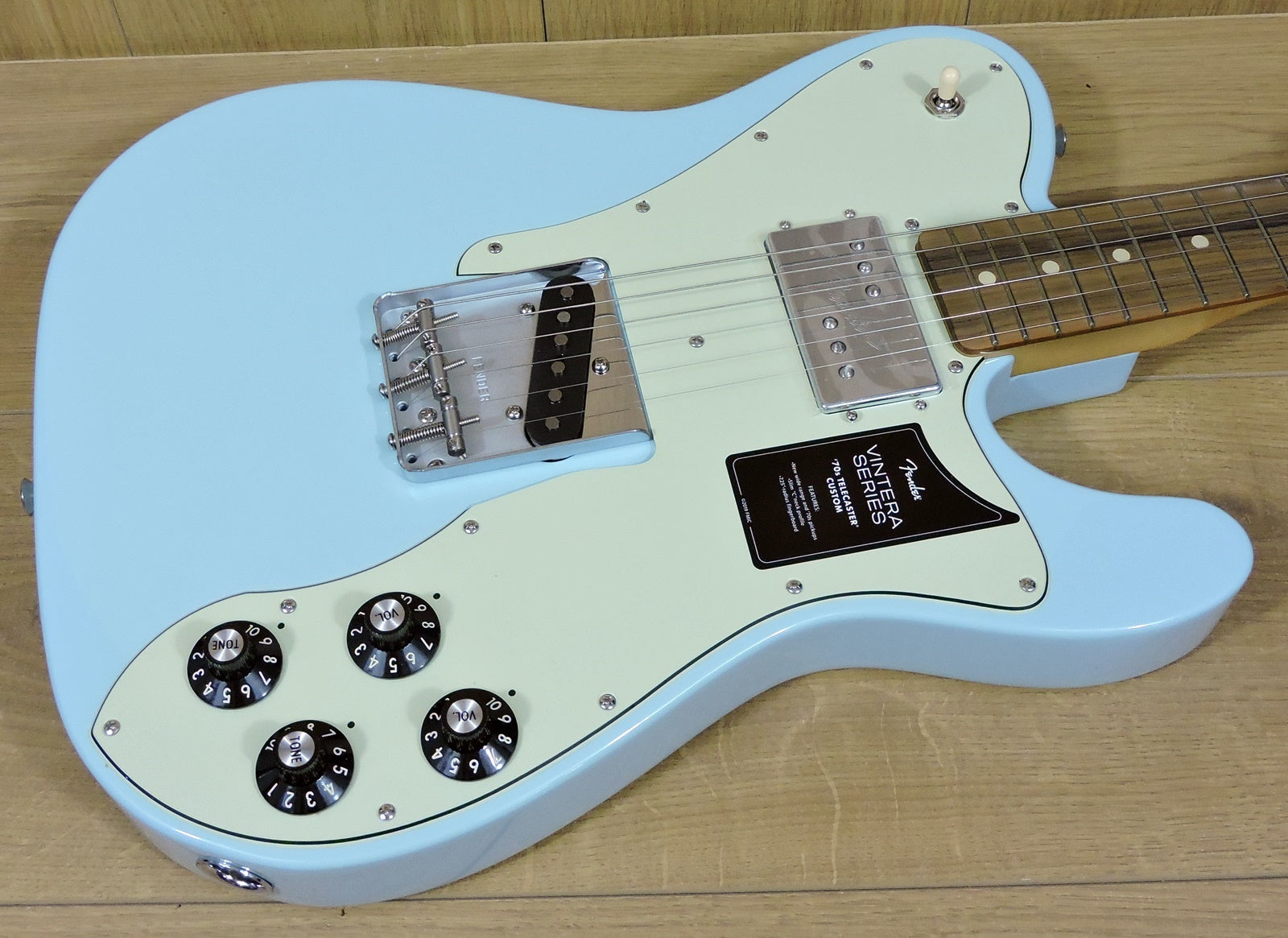 Fender Vintera 70's Telecaster Custom. Sonic Blue