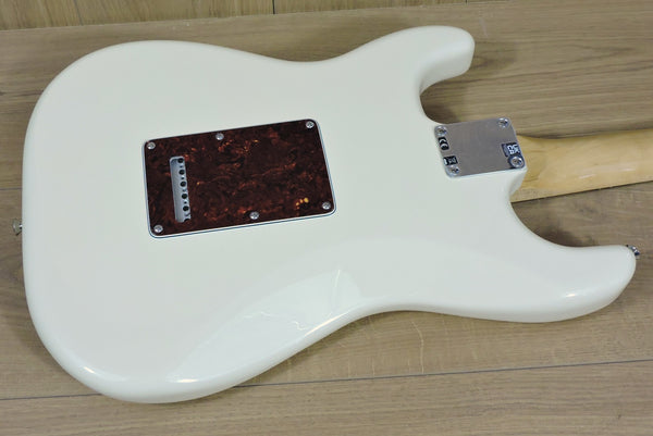 Fender Limited Edition Vintera '60s Stratocaster Olympic White