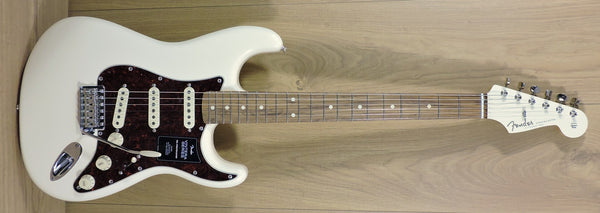 Fender Limited Edition Vintera '60s Stratocaster Olympic White