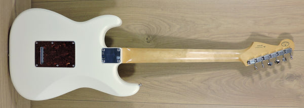Fender Limited Edition Vintera '60s Stratocaster Olympic White