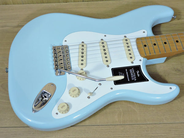 Fender Vintera '50s Stratocaster Sonic Blue