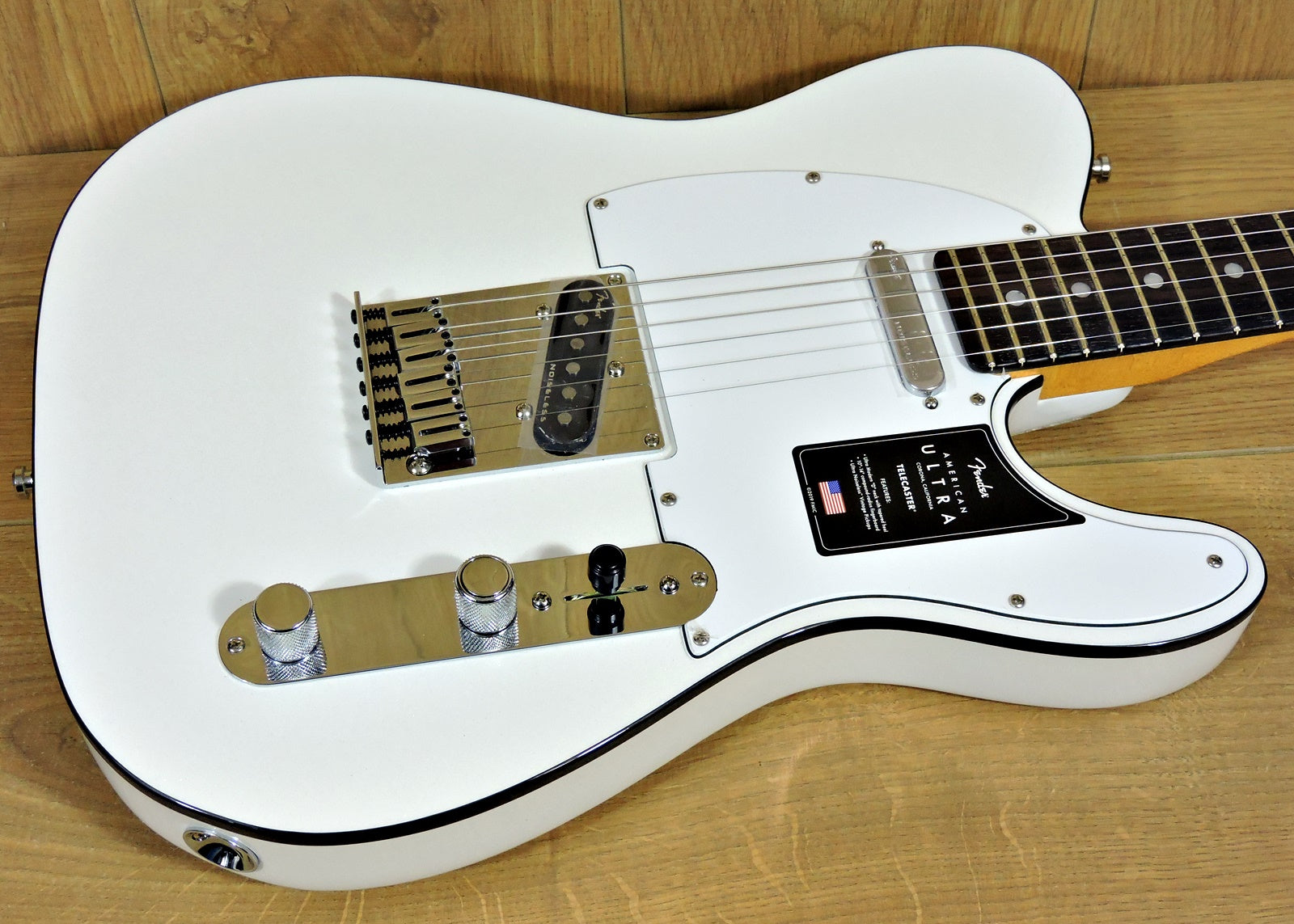 Fender am ultra tele outlet rw arctic pearl