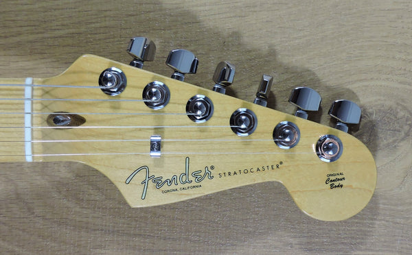 Fender American Professional II Stratocaster. Mystic Surf Green MN