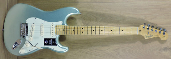 Fender American Professional II Stratocaster. Mystic Surf Green MN