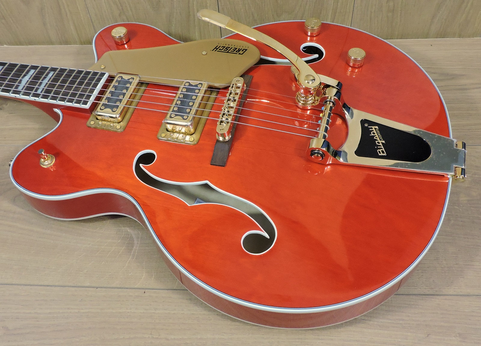 Gretsch G5422TG Electromatic® Classic Hollow Body Double-Cut with Bigsby® & Gold Hardware