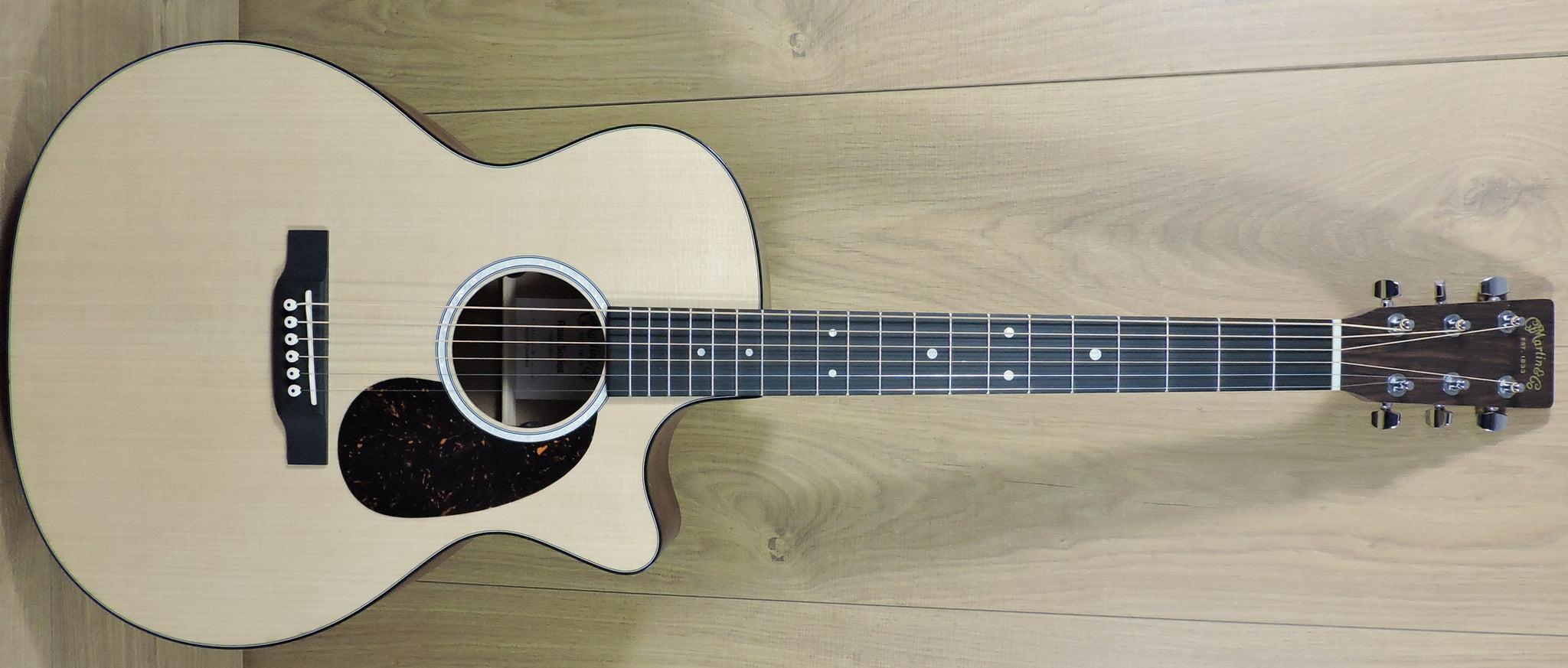Martin Road Series GPC-11E