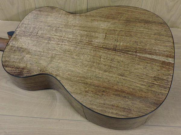 Martin 000-12E KOA Road Series