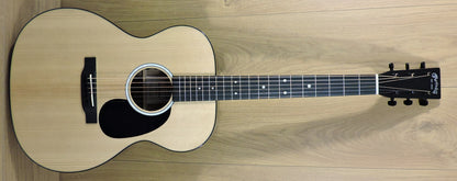 Martin 000-12E KOA Road Series