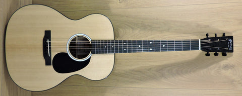 Martin 000-12E KOA Road Series