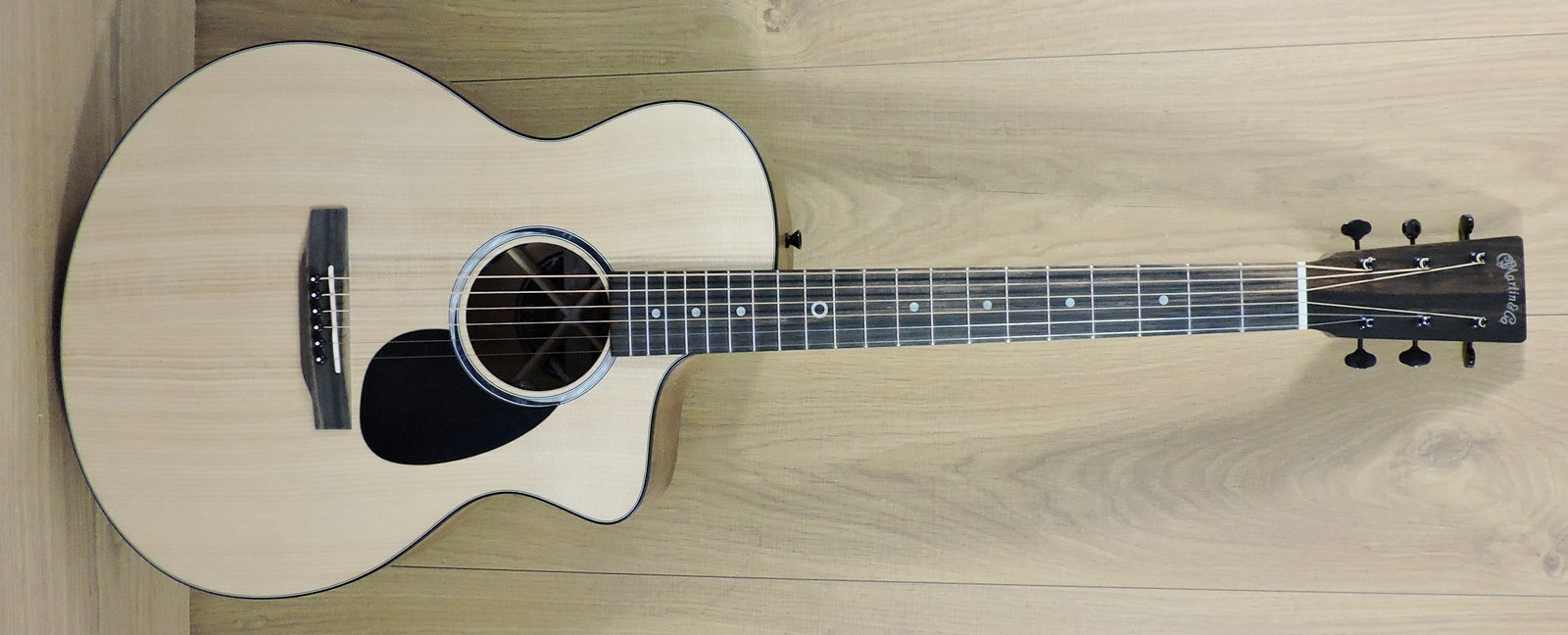 Martin SC-10E Road Series