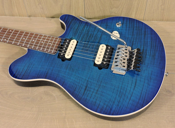 Musicman AXIS. Balboa Blue Burst Flame