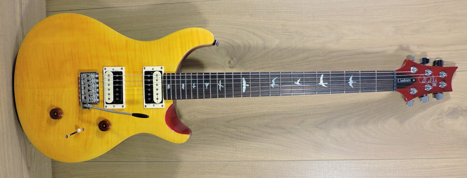 PRS SE Custom 24 Vintage Yellow