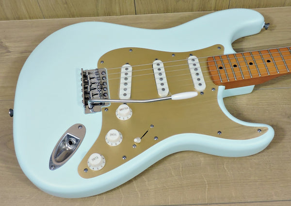 Squier 40th Anniversary Stratocaster®, Vintage Edition