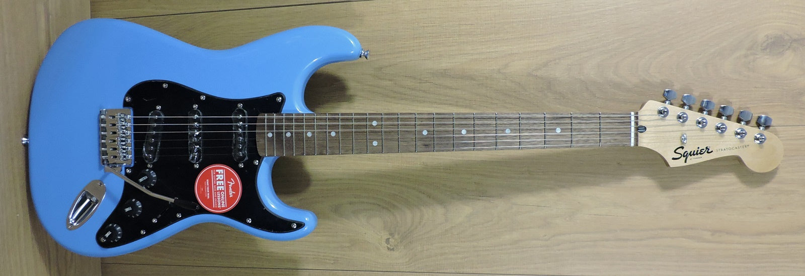 Squier Sonic™ Stratocaster® California Blue, Laurel Fingerboard