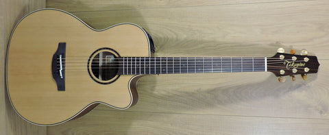Takamine P3MC