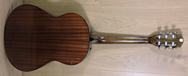 Fender CN-60S